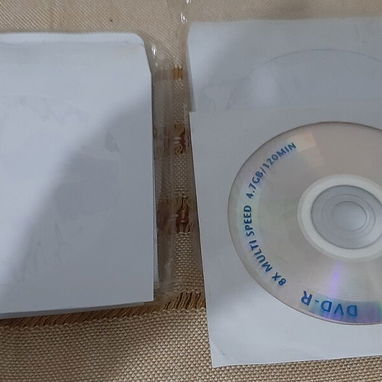 SE VENDEN ESTUCHE Y SOBRE PARA GUARDAR DVD, CD, - Img 123165600
