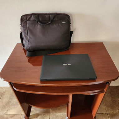 Mesa para computadora y Laptop [de uso]💡 - 2/2