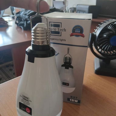 Bombillo E27 Recargable 15W USB-C Carga 3-4h Gancho Incluido VPT# - Img 127621779