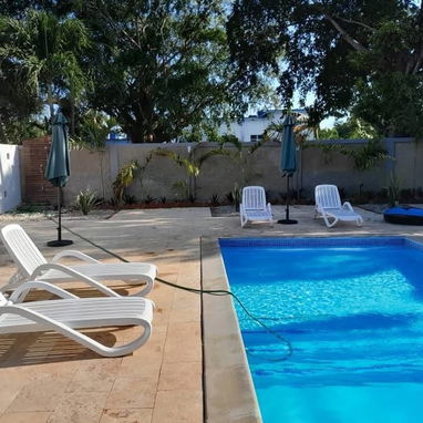 Casa de Renta con Piscina en la Playa de Guanabo - 2/10