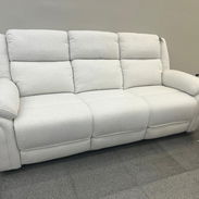 Juego de sala totalmente reclinable importado en su caja nuevo a extrenar mensajería incluida comunícate con Pedro - Img 53057608