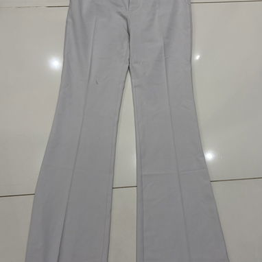 Jeans/Pantalones de Mezclilla de mujer Zara,Stradivarius y más - Img 115669143