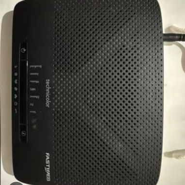 Router Tecnocolor con 4puertos LAN y USB para comprar archivos o impresora - Img 121912135