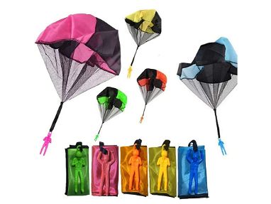 ✳️ Paracaidas de Juguete NUEVO ⭕️ Juegos para Niño de BUENA CALIDAD Paquete de 4 Paracaidas - Img main-image