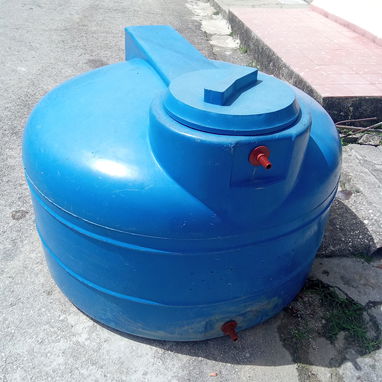 Tanques plásticos - 3/9