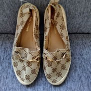 Mocasines de mujer # 35 nuevos color beige precio 10 usd vedado - Img 57371512