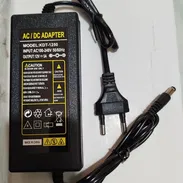 Adaptador transformador de 12 V - 5A , para diversos dispositivos - Img 56285059