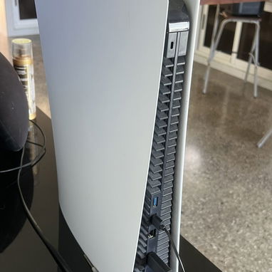 ps5 como nuevo un mando 2 tb de memoria - Img 122626095