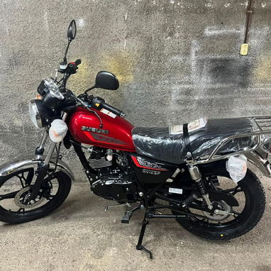 MOTO SUZUKI GN 125F - 3/4