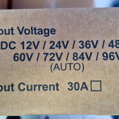 Controlador de Carga Solar MPPT 30A 230VDc - 3/3