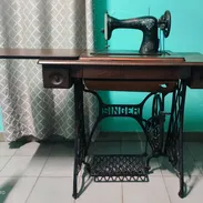 40usd- Vendo maquina de coser marca Singer. Interesados contactar al 52630680 - Img 55342265
