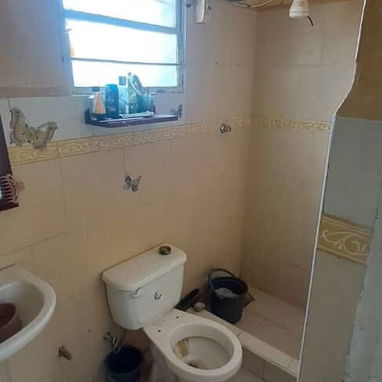 CASA EN ALTURAS DE LA LISA - 7/8