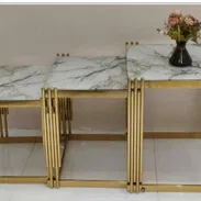 Mesita te centro triple dorada con porcelanato - Img 55502066