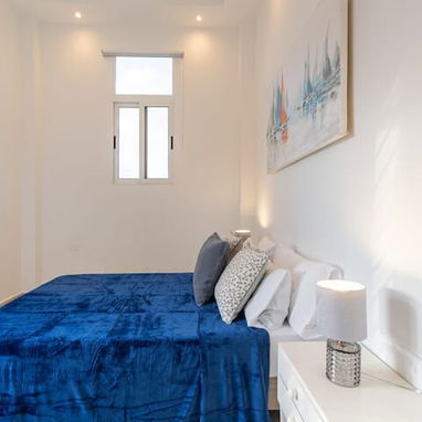 Hermoso apartamento de 2 recámaras disponible en Vedado, La Habana, Cuba - Img 125863212