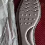 Almohadillas o plantillas para zapatos de mujer de punta fina - Img 47502084