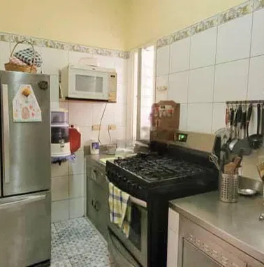 Vendo apto 3/4, planta baja biplanta, garaje, Vedado, 23 y 18, Luis 63987221 - Img 98183403