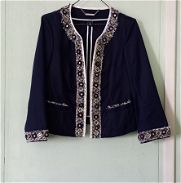 Vendo Blazer y chaquetas de mujer - Img 44626435