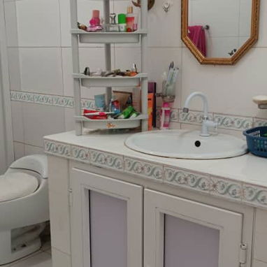 Se vende casa con terreno dentro de un condominio Precio-120 000 USD (negociable) - 3/4