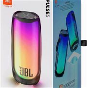 JBL Pulse 5 Portable Bluetooth Speaker IPX67 "Nuevo 0KM Sellado" - Img 45873394