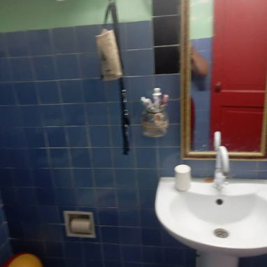 Casa en bajos de 2 habitaciones por Infanta y Manglar - 3/10