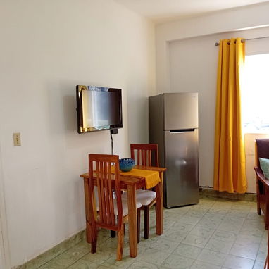 Apartamento con una habitación climatizada en renta en el Vedado +53 52463651 por WhatsApp. SMY - Img 111690386