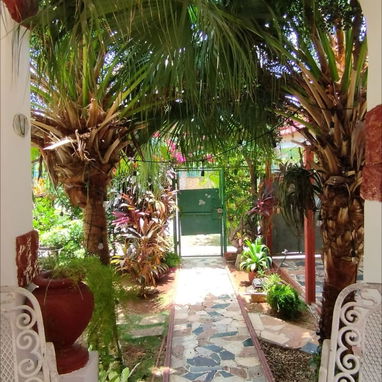 Casas en playa miramar 250 mil usd d dos plantas total d 6 habitaciones y 6 cuartos serca del cira Garcia - 8/10
