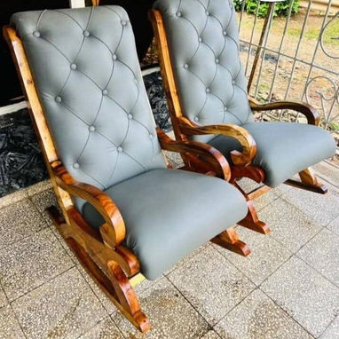 Sillones de madera capitoneados - 8/8