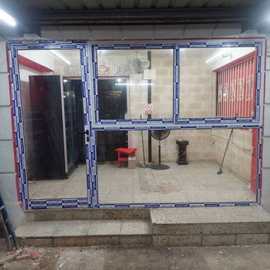 Marquetería de aluminio Closes - 3/3