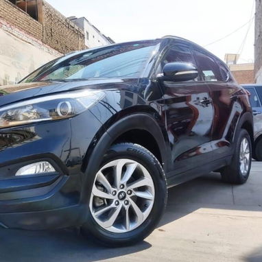 Hyundai Tucson 2018 importado ,pintura de fábrica,Ofrece una conducción cómoda, un diseño atractivo y un interior - Img 114351869