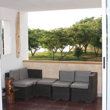 📱 Renta de Apartamento con Terraza y Espectacular Vista al Mar - Img 116117290