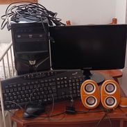 ORDENADOR COMPLETO CON ACCESORIOS (Transporte gratis a domicilio) - Img 56432404