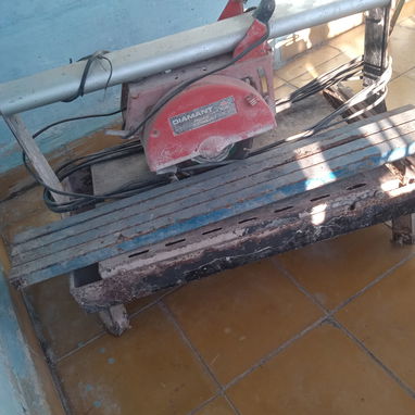 Maquina de cortar Azulejos y losas de granito original trabaja en 220V - 3/5