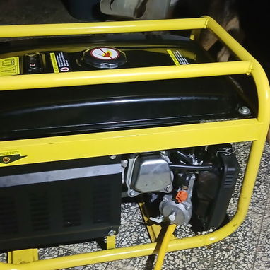 Planta Electrica de 5000W 4tiempos para gas o gasolina con su carburador de gas - 2/2