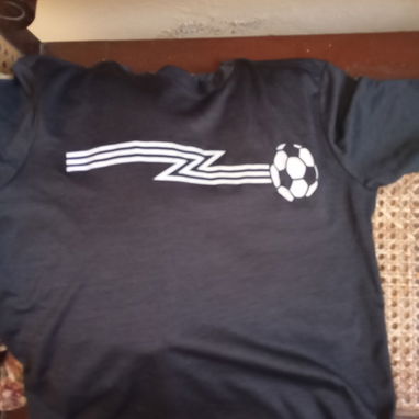 Se venden tres pullovers para niño o adolescentes( talla 14-16) - Img 124475788