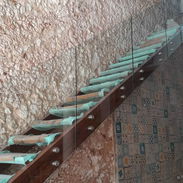 🤩 💯 🔝 🔨 🪛 RECIENTE INSTALACIÓN 🪛 🔨 🔝 💯 🤩 Barandal para escalera, de cristal 10mm, sujetado con Herrajes y tu - Img 55620317