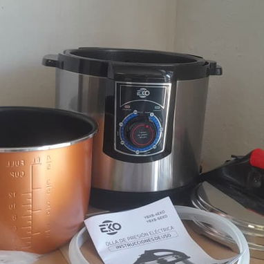 Olla Reina EKO 6L Olla Antiadherente Interna, Olla Reina EKO 6L Taza Medidora y Espumadera VPT#-0514 - Img 122773137