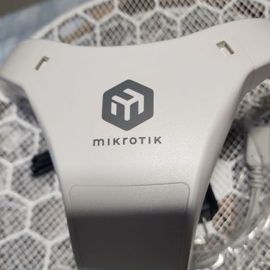 Equipo Inalámbrico MikroTik LHG 5 - 2/3