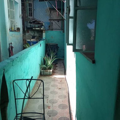 Venta de apartamento interior planta baja en santo Suarez - Img 121430086