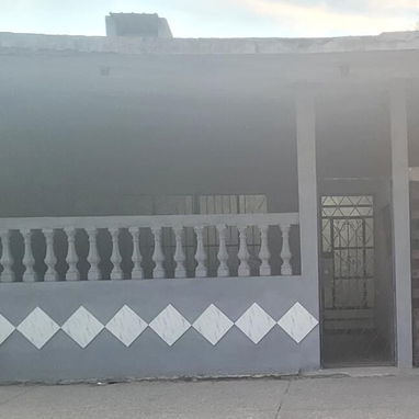 🏡 CASA EN VENTA – MARIANAO, PLACA LIBRE.  (45) - 2/10