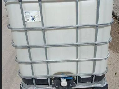Tanque de agua de 1000 lt de los enrrejado - Img main-image