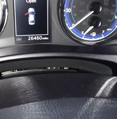 Vendo o negocio Toyota Corolla del 2019 importado 29 mil kilómetros - Img 69475201