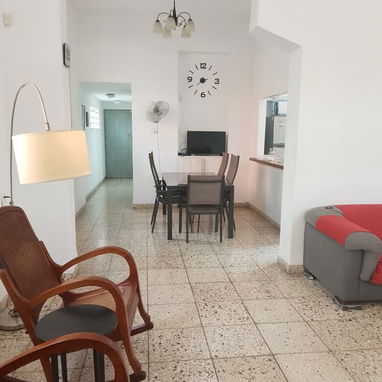 Casa amplia y funcional de dos plantas en venta (Lawton-10 de Octubre), excelentes condiciones constructivas y servicios - 10/10