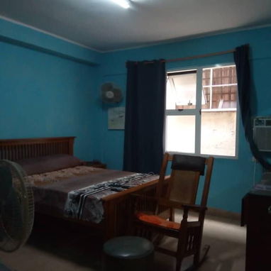 Oferta apto de 3 cuartos y 3 baños en el Vedado en las letras,2do piso. Oportunidad de inversión!!! - Img 82813986