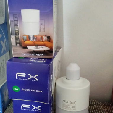 Focos LED para alumbrado lisos y decorados - Img 117154894
