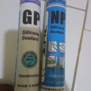 Vendo tubos de silicona trasparente y blanco. - Img 55881152