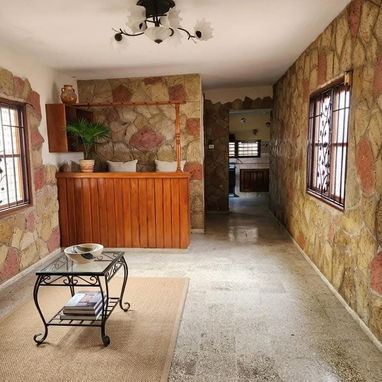Vendo casa. Más info al WhatsApp - 10/10