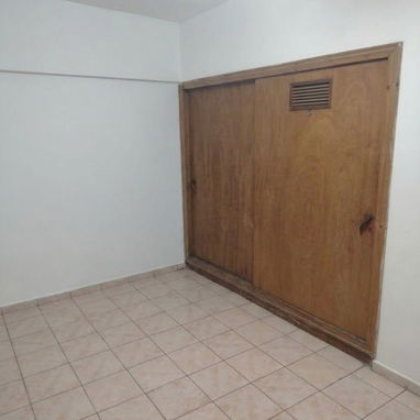 Permuta , apartamento de 3 cuartos Habana vieja - 4/6