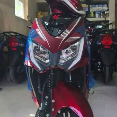 MOTO ELECTRICA KVITOVA - 3/4