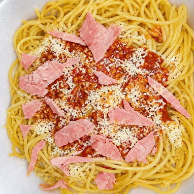 Ricos y deliciosos spaghetti hasta la puerta de su casa - 3/4