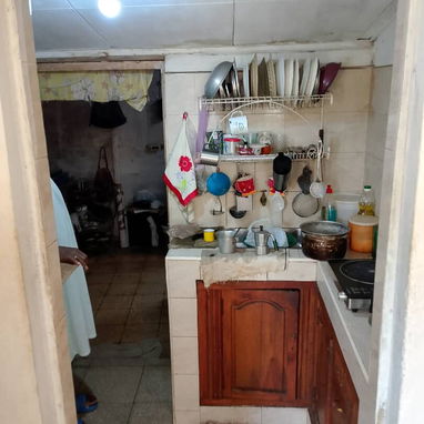 Casa puerta calle en Marianao por 112,2 cuartos y contrato de gas de calle - 5/10